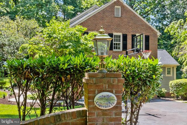9405 LAGOVISTA CT, Great Falls, VA 22066