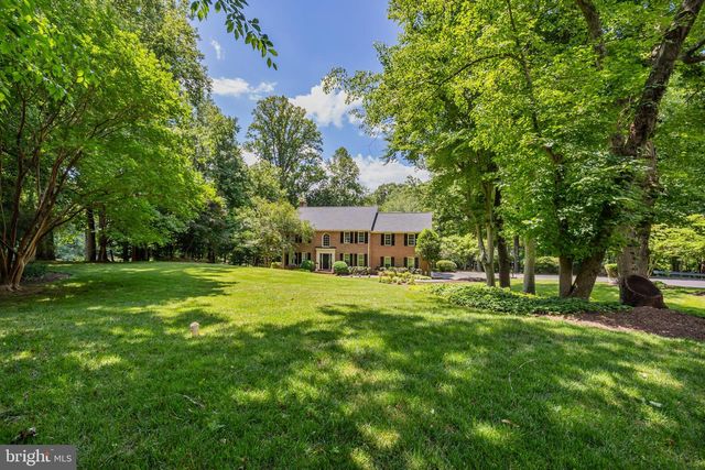 9405 LAGOVISTA CT, Great Falls, VA 22066