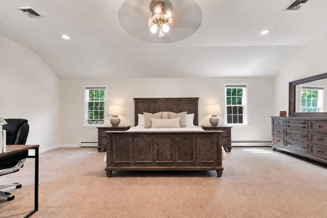 14 Cedar Ridge Ln, Mansfield, MA 02048