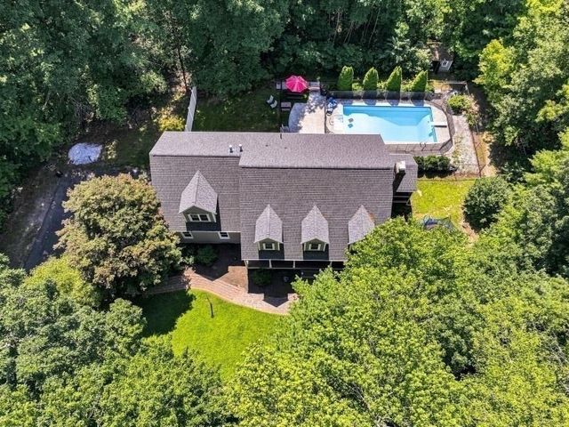 14 Cedar Ridge Ln, Mansfield, MA 02048
