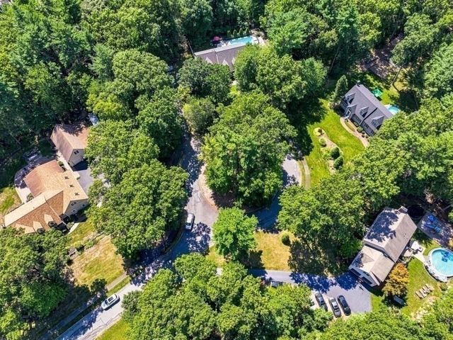 14 Cedar Ridge Ln, Mansfield, MA 02048