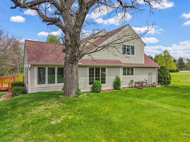 W341S9391 County Road E, Eagle, WI 53119