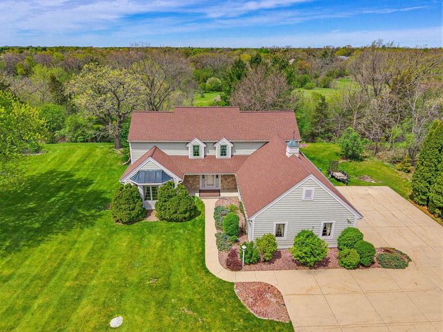 W341S9391 County Road E, Eagle, WI 53119