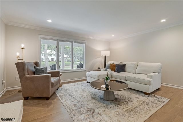 75 Musiker Ave, Randolph Twp., NJ 07869