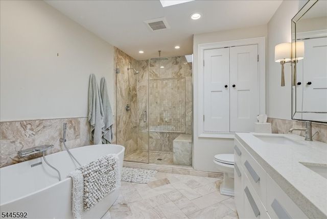 75 Musiker Ave, Randolph Twp., NJ 07869