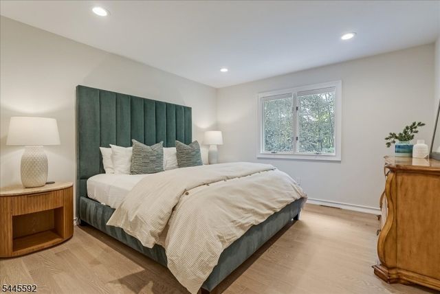 75 Musiker Ave, Randolph Twp., NJ 07869