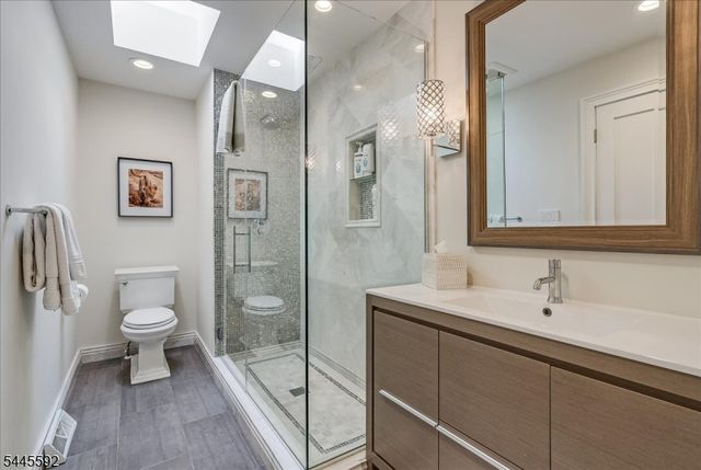 75 Musiker Ave, Randolph Twp., NJ 07869