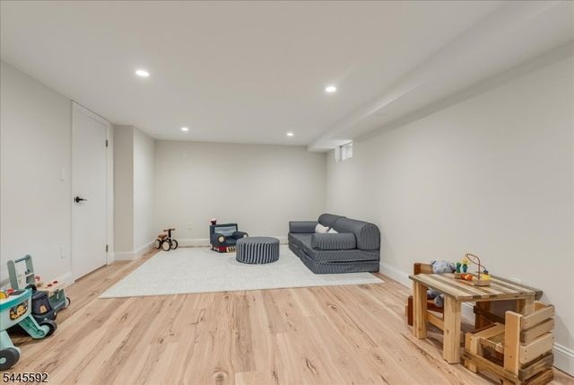 75 Musiker Ave, Randolph Twp., NJ 07869