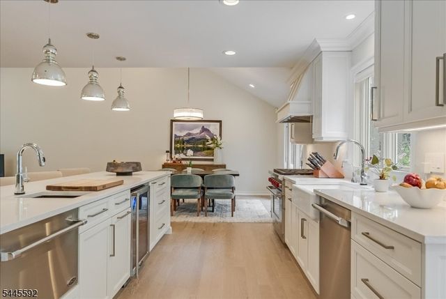 75 Musiker Ave, Randolph Twp., NJ 07869