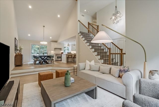 75 Musiker Ave, Randolph Twp., NJ 07869