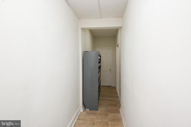 86 N YORK RD, Willow Grove, PA 19090