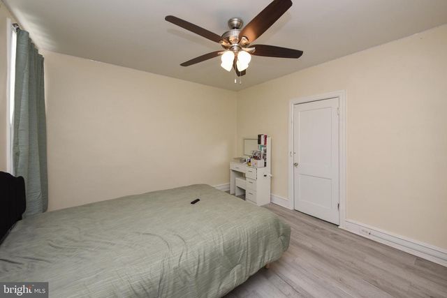 86 N YORK RD, Willow Grove, PA 19090