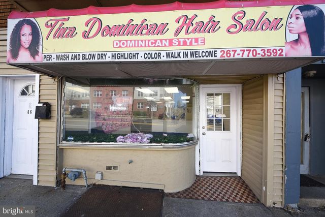 86 N YORK RD, Willow Grove, PA 19090