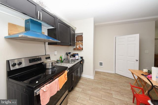 86 N YORK RD, Willow Grove, PA 19090