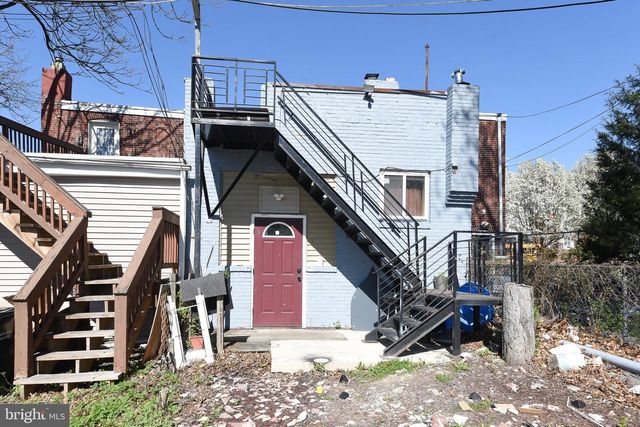 86 N YORK RD, Willow Grove, PA 19090
