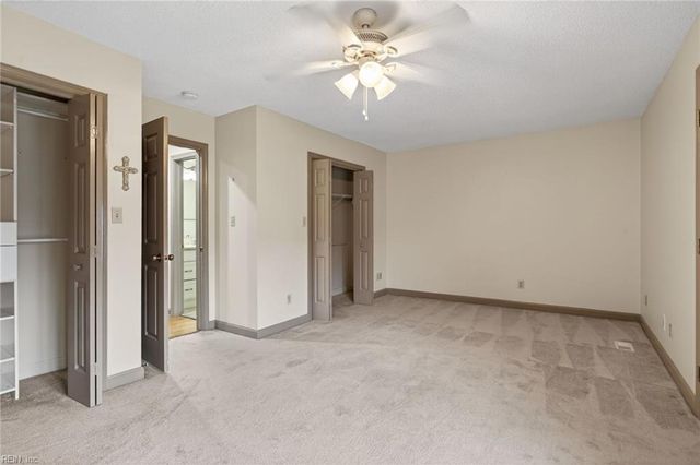 59 Sandie Point LN, Portsmouth, VA 23701