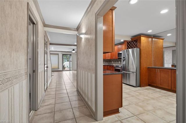 59 Sandie Point LN, Portsmouth, VA 23701