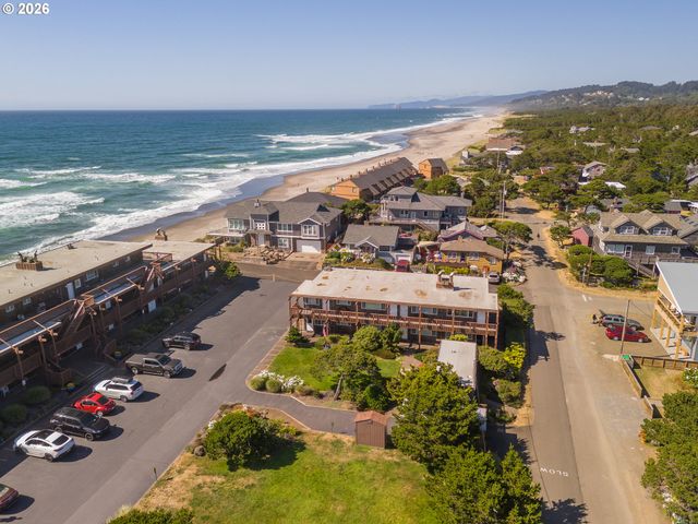 48250 BREAKERS Blvd 7, Neskowin, OR 97149