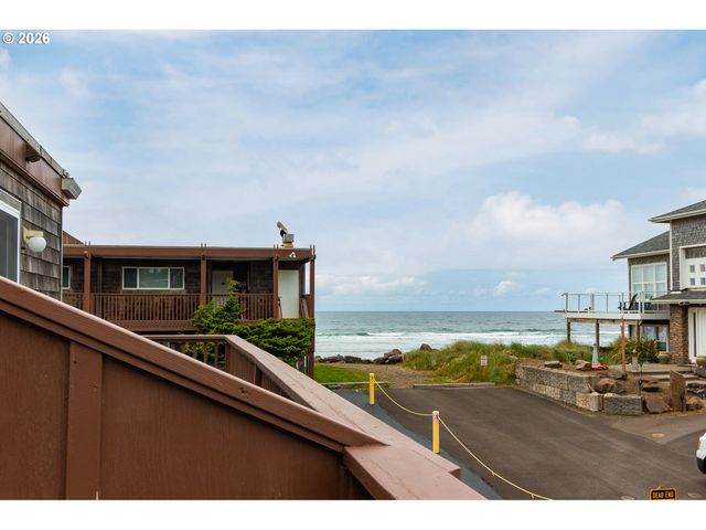 48250 BREAKERS Blvd 7, Neskowin, OR 97149