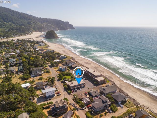 48250 BREAKERS Blvd 7, Neskowin, OR 97149