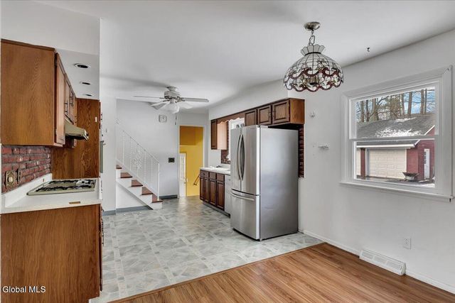 1057 Timothy Lane, Niskayuna, NY 12309