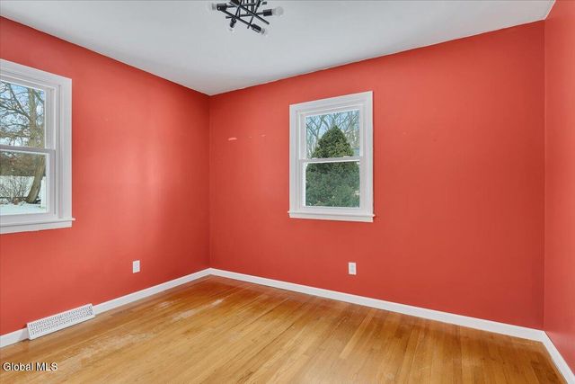 1057 Timothy Lane, Niskayuna, NY 12309