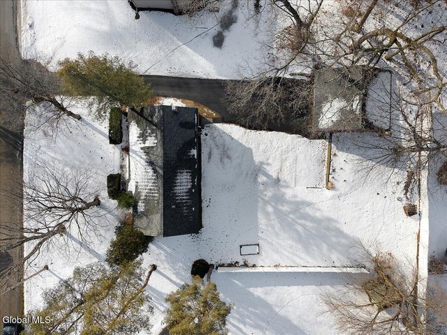 1057 Timothy Lane, Niskayuna, NY 12309