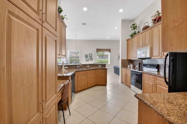 7713 Rinehart Drive, Boynton Beach, FL 33437