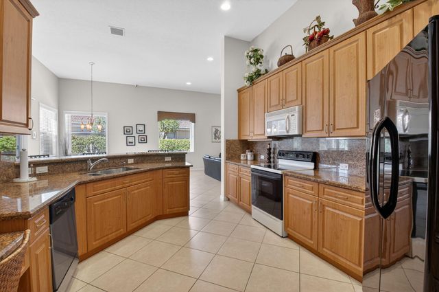 7713 Rinehart Drive, Boynton Beach, FL 33437