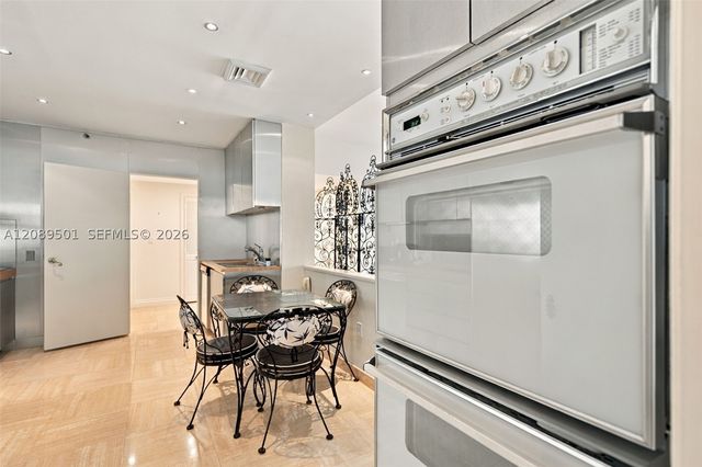 10205 Collins Ave 1704, Bal Harbour, FL 33154