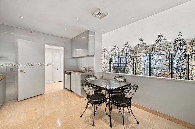 10205 Collins Ave 1704, Bal Harbour, FL 33154