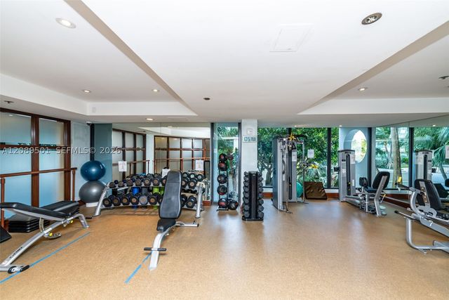 10205 Collins Ave 1704, Bal Harbour, FL 33154