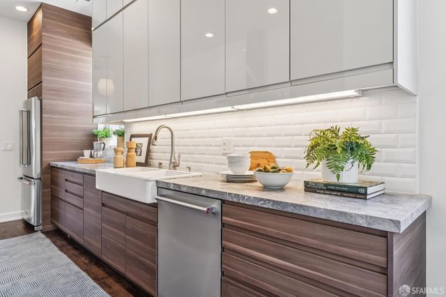 215 Arkansas Street, San Francisco, CA 94107