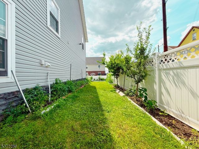 93 Prospect St 6, Garfield City, NJ 07026