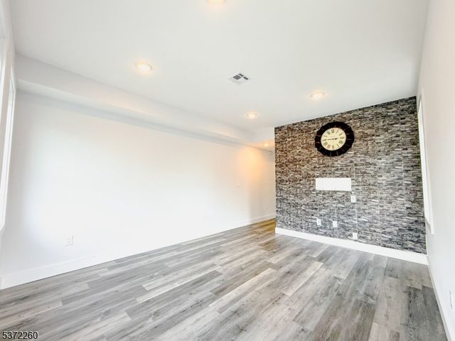 93 Prospect St 6, Garfield City, NJ 07026