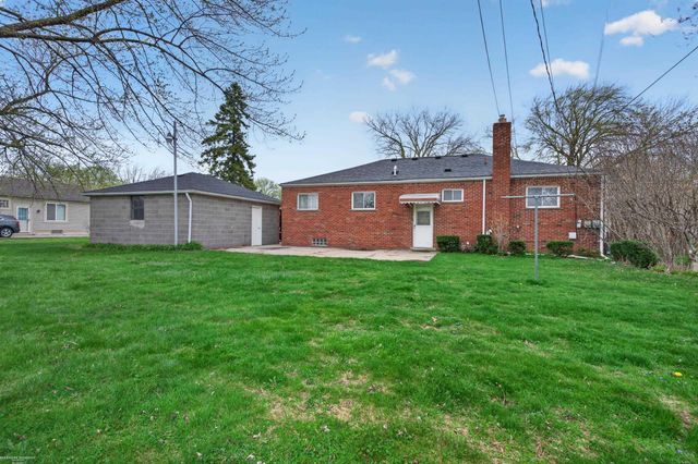 20170 Nicke Street, Clinton Twp, MI 48035