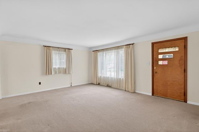 20170 Nicke Street, Clinton Twp, MI 48035