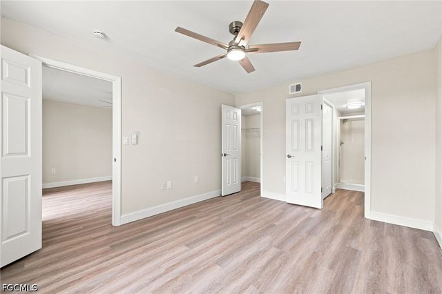 4186 27th CT SW 105, Naples, FL 34116