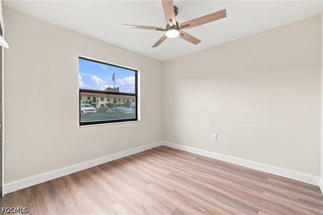4186 27th CT SW 105, Naples, FL 34116