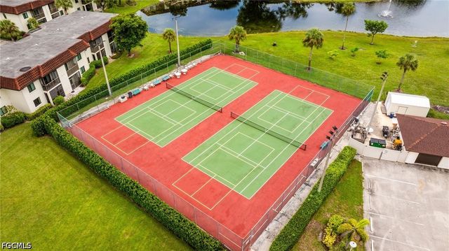 4186 27th CT SW 105, Naples, FL 34116