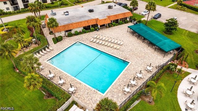 4186 27th CT SW 105, Naples, FL 34116