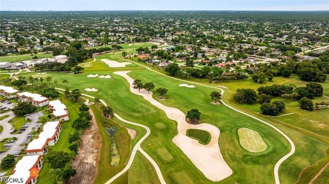 4186 27th CT SW 105, Naples, FL 34116