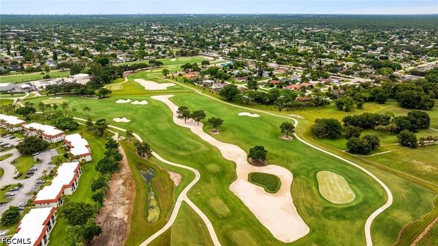 4186 27th CT SW 105, Naples, FL 34116