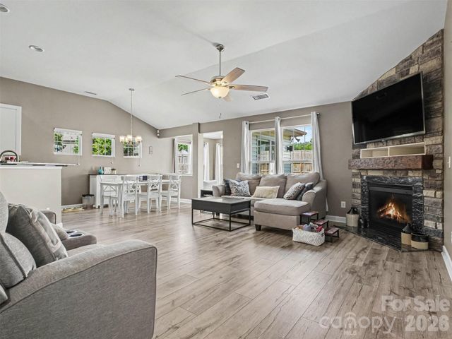110 Humbold Place, Mooresville, NC 28115