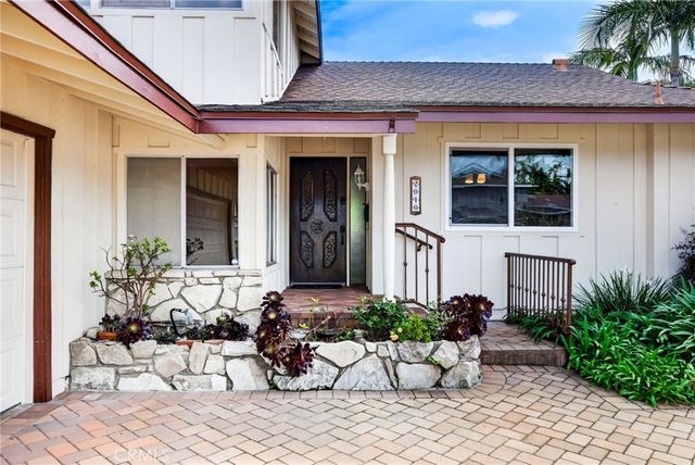 2010 Van Karajan, Rancho Palos Verdes, CA 90275