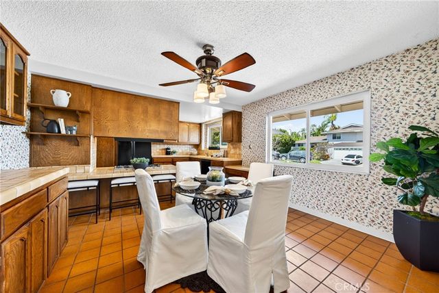 2010 Van Karajan, Rancho Palos Verdes, CA 90275