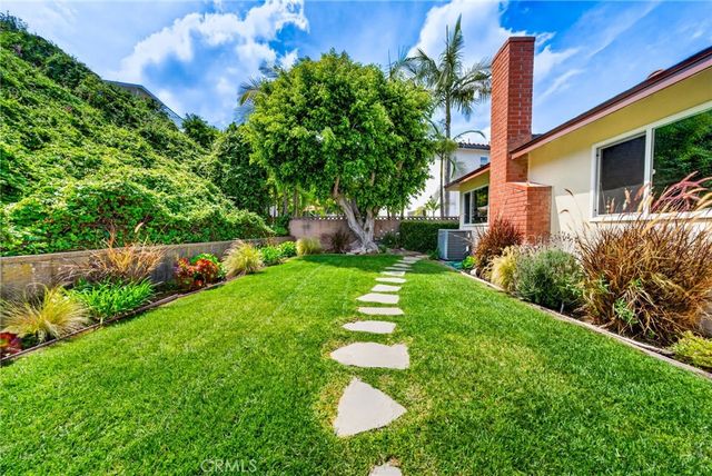 2010 Van Karajan, Rancho Palos Verdes, CA 90275