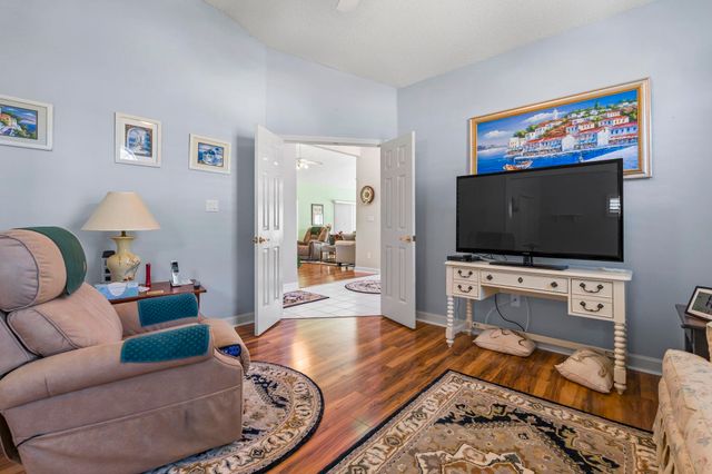 482 Shellbank Dr., Longs, SC 29568