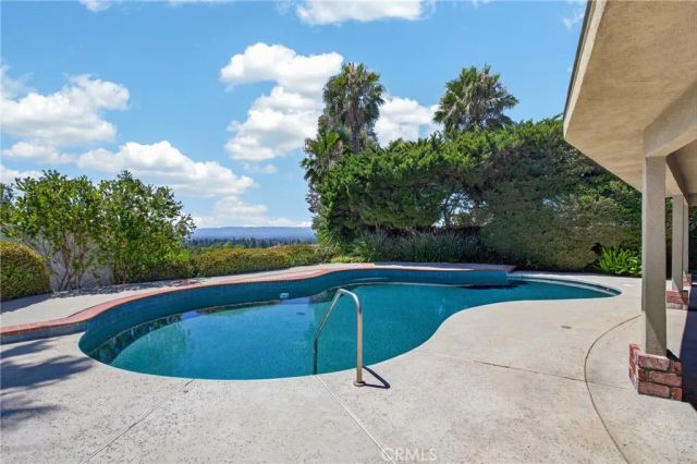18778 Algiers Street, Porter Ranch, CA 91326