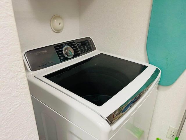 2806 Veronia Drive 301, Palm Beach Gardens, FL 33410